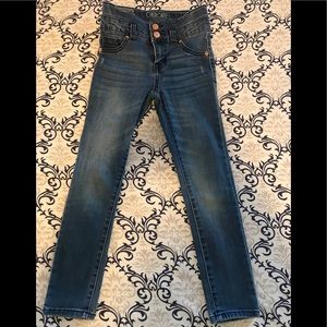 Girls size 7. High rise super skinny denim jeans